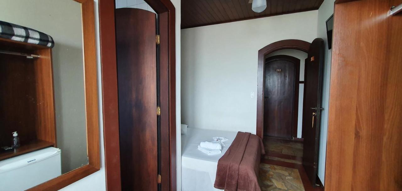 Casa Blanca Pousada Hotel Sao Lourenco  Pokoj fotografie